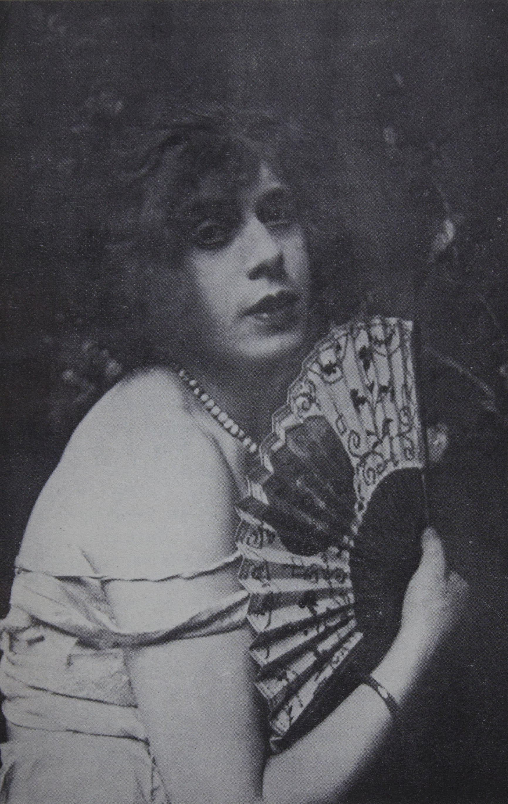 EINAR WEGENER (ANDREAS SPARRE) POSING AS LILI, PARIS,
1926